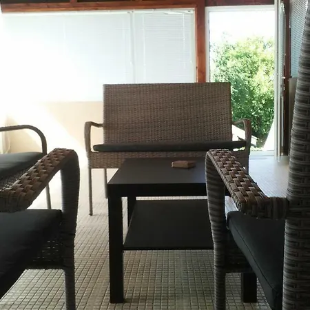 Apartment & Garden *